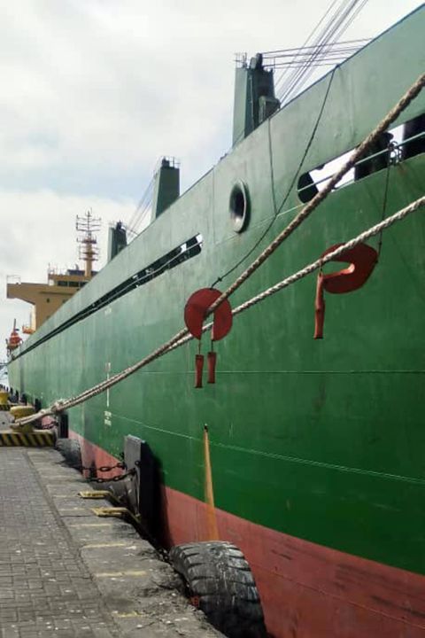 aquarius bulkers vessels mv santamaria 02 70408f12